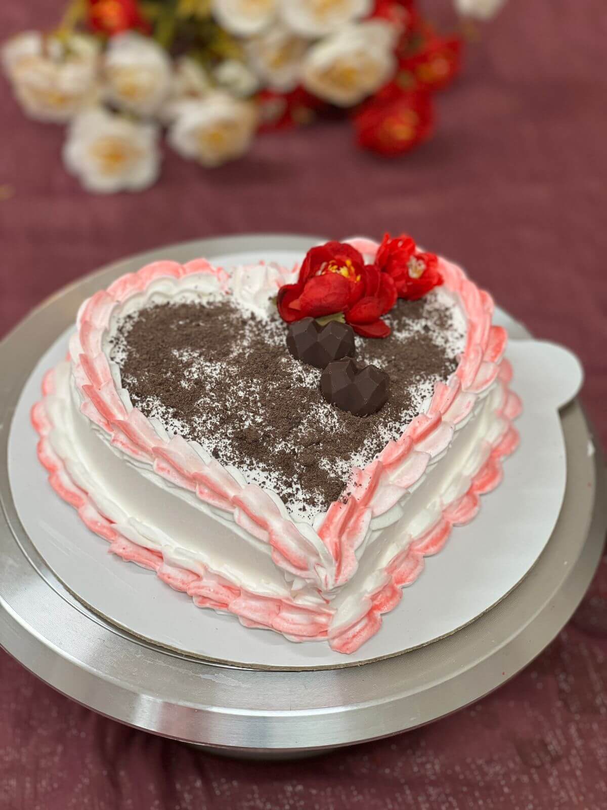 Roksana's Kitchen — handcrafted cake 12