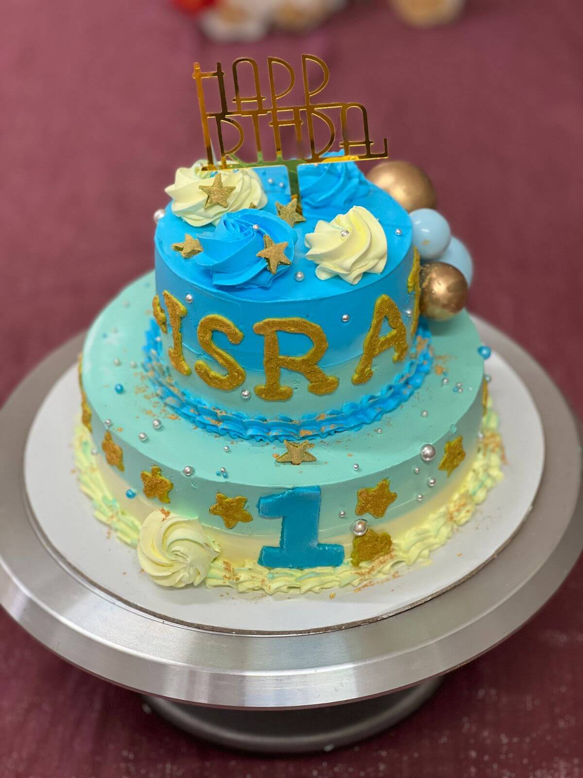 Roksana's Kitchen — handcrafted cake 19