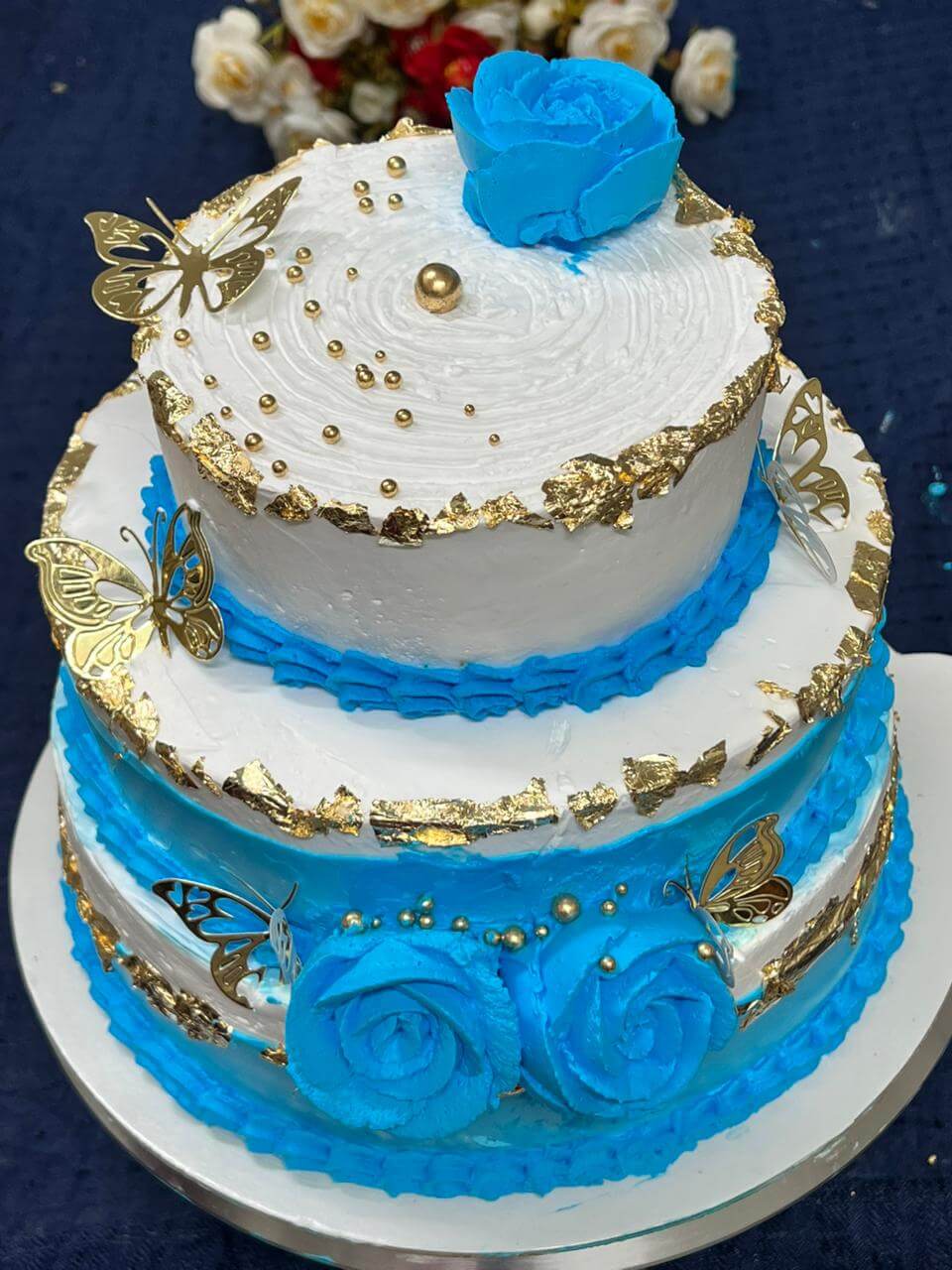 Roksana's Kitchen — handcrafted cake 20